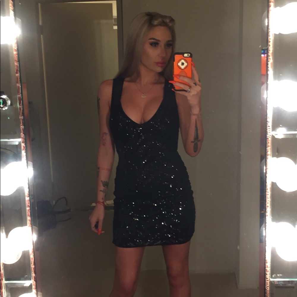 Black sequin mesh party dress 💎💃🏻